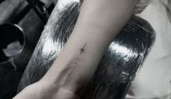 -苏针艺纹身·穿孔饰品