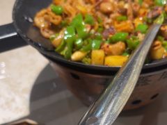 -聚鑫朋酸菜肥肠(文艺路口店)