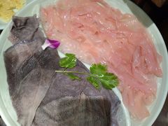-红九格老火锅(三峡广场店)