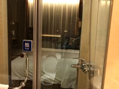 -扬州中集格兰云天大酒店