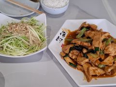 -何适山庄 ·可团建(水长城P2停车场店)