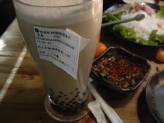 大红袍珍珠奶茶-湊湊火锅·茶憩(杭州湖滨银泰in77店)