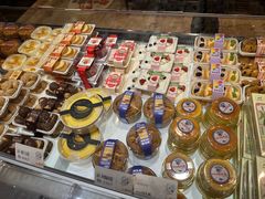 -皇冠幸福里动物奶油生日蛋糕(万达店)