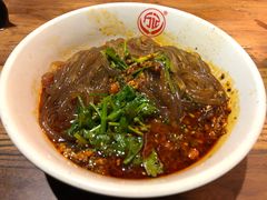 万记特色酸辣粉-万记麻辣烫国展总店
