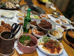 -草家酱蟹炭火烤肉店(珲春南路一店)