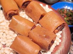 -包整·丝娃娃(一览甲秀楼风景店)