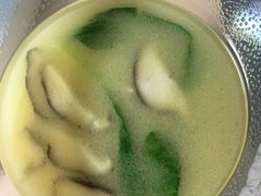 -香巴拉云南餐厅(华莱坞店)