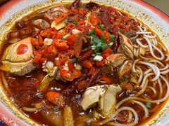 蟹脚捞粉-老三样·旧食新味(万寿宫店)