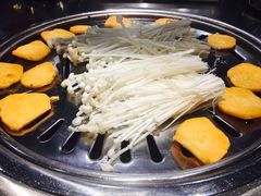 -韩聚屋韩国烤肉餐厅(新北万达店)