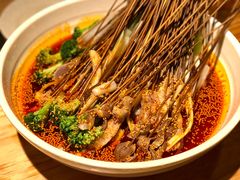 红油味钵钵鸡-嘉州叶婆婆钵钵鸡(建设路店)