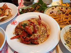 -肥肥虾庄·金牌油焖大虾(汉街SKP店)