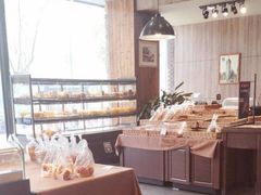 -红跑车蛋糕世界(清江路店)