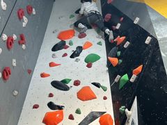 -CLIFFS颗粒攀岩(萧山众安店)