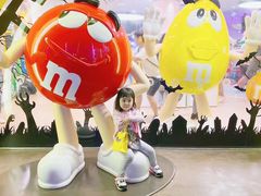 -m豆巧克力世界(上海世茂广场店)