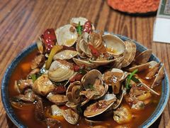 -蚝堡海鲜·威海菜·海肠捞饭·烧烤·亚洲吃蚝公司(幸福门店)