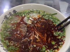 -牛一嘴·兰州牛肉面·大盘鸡(财富中心店)