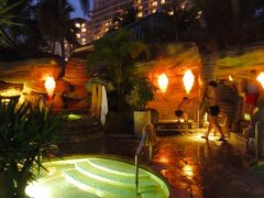 -海口观澜湖火山温泉谷