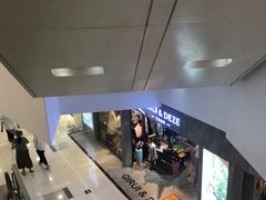 -新田360广场(上海华侨城店)