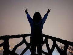 -鬼笑石后山停车场