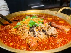 -张翻越·川渝冒菜·武汉黑鸭煲(城北万象城店)