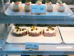 -ADO KAFE(大学城店)
