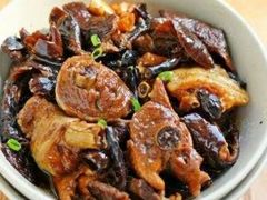 小鸡炖蘑菇-柳沟豆腐宴69号福豆堂