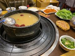 -峰瑞藏地美食·石锅鸡·牦牛肉(大昭寺品牌店)