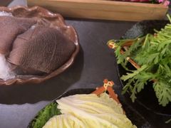 -湊湊火锅·茶憩(杭州湖滨银泰in77店)