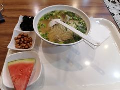 -味一楼兰州拉面(机场一店)