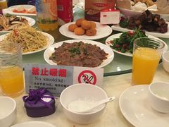 -陕西华浮宫酒店(未央湖公园店)