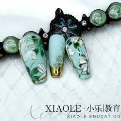 -小乐化妆美甲半永久培训学校