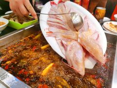 -鱼品天下美蛙鱼·海鲜·牛排自助