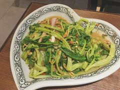 马拉盏炒通菜-大头虾越式风味餐厅(光明广场店)
