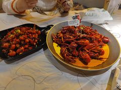 -巴厘龙虾·榜首油焖大虾(音乐学院·沿江酒馆店)