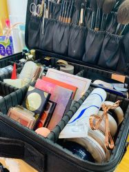 -菲林婚纱摄影工作室