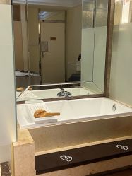 -EC BEAUTY易思美容