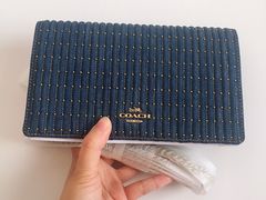 -COACH蔻驰(银泰店)