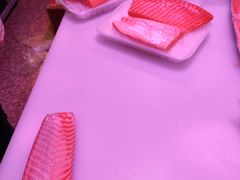 -渔人湾码头海鲜市场负二楼