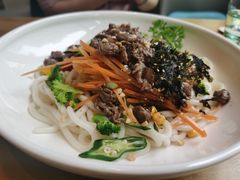 黑椒牛仔粒乌冬拌面-青麦家·融合餐厅(江岛智立方店)