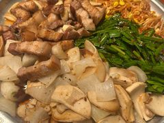 杨平脆脆五花肉-양평식당·杨平食堂(华贸店)