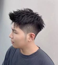 -川和潮人