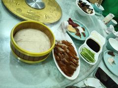 -六和聚传统烤鸭.天津菜(和平店)