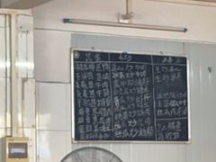 -潮记饭店(钟四商业街店)