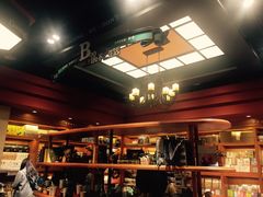 -西西弗书店&矢量咖啡(静安大悦城店)