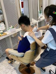 -PE SALON 