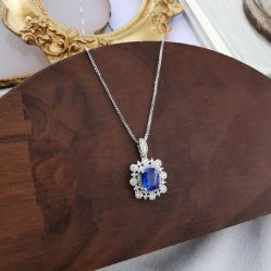 -威德钻石-克拉钻大本营(南京东路店)