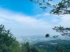 -鬼笑石后山停车场