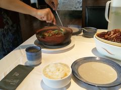 -八府香鸭·啫啫煲(华山路店)