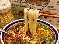 -云阿蛮云南生烫牛肉米线(奉贤路店)