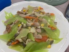 -芸海阁·农家私房菜(沙家浜景区出口店)